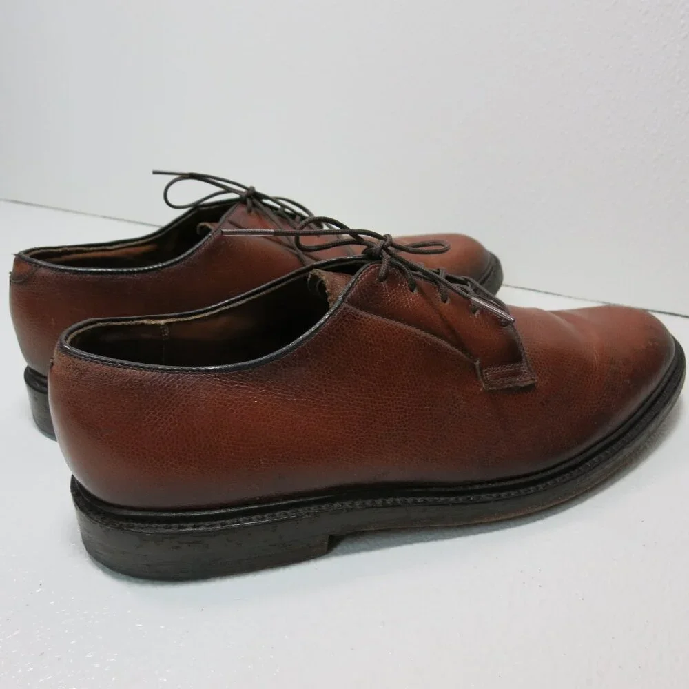 Thom McAn Royal Lancers Full Cut Pebbled Grained Leather Dress Oxfords 10